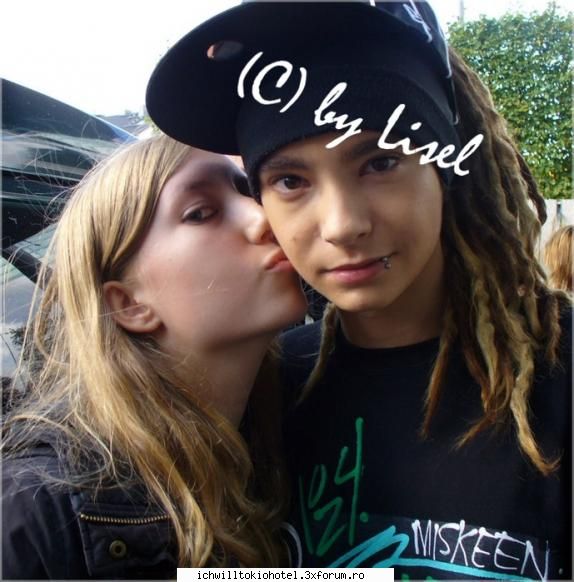 Oh.....Tom..... - akum acestea sunt ku fanele..tom asha e` - Tom Kaulitz